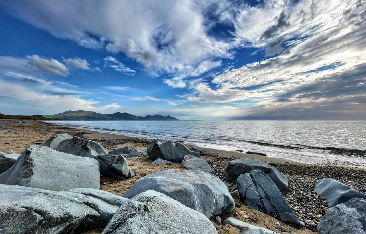 Villa Mynydd A Mor Trevor Esterno foto