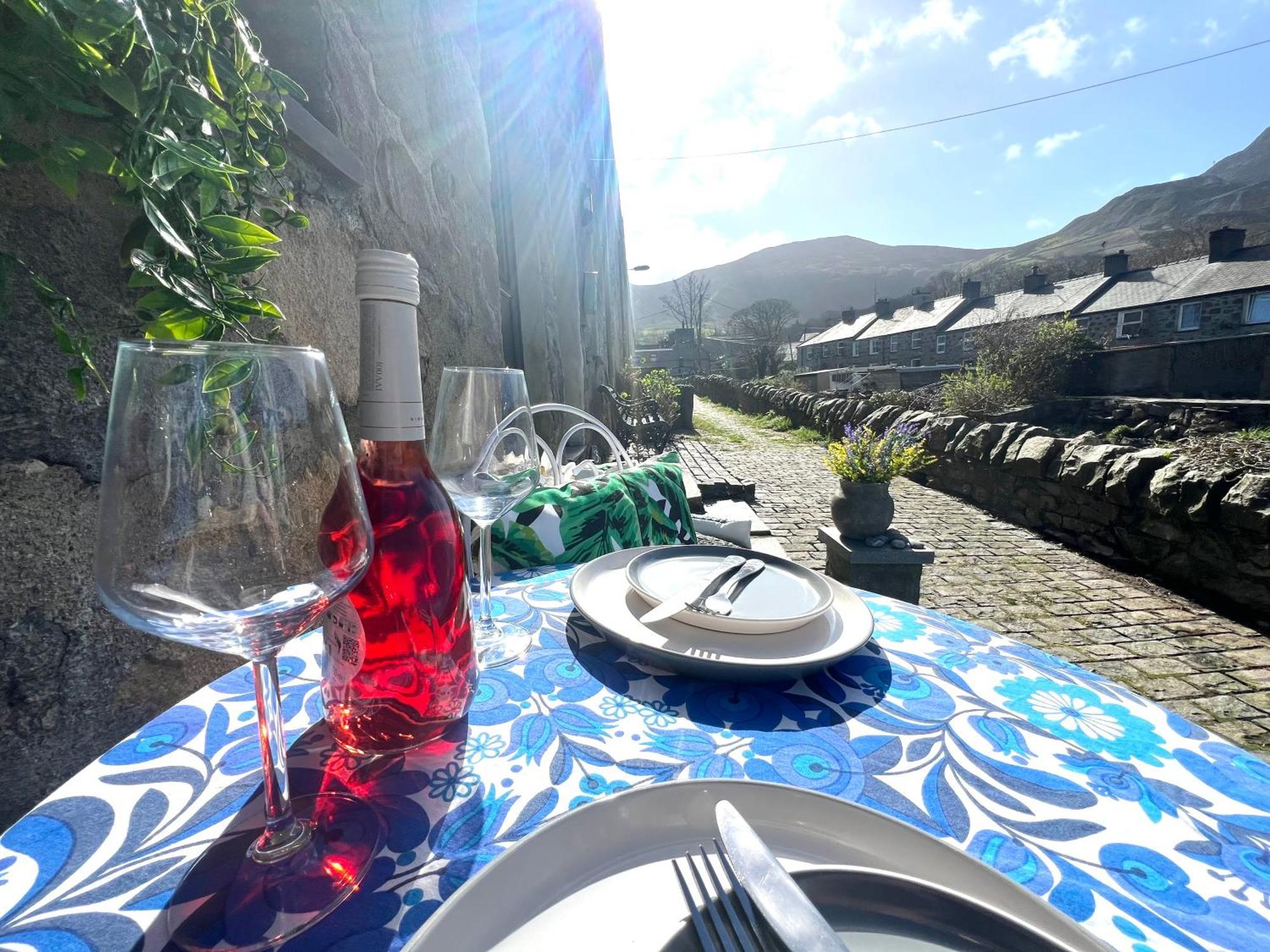 Villa Mynydd A Mor Trevor Esterno foto